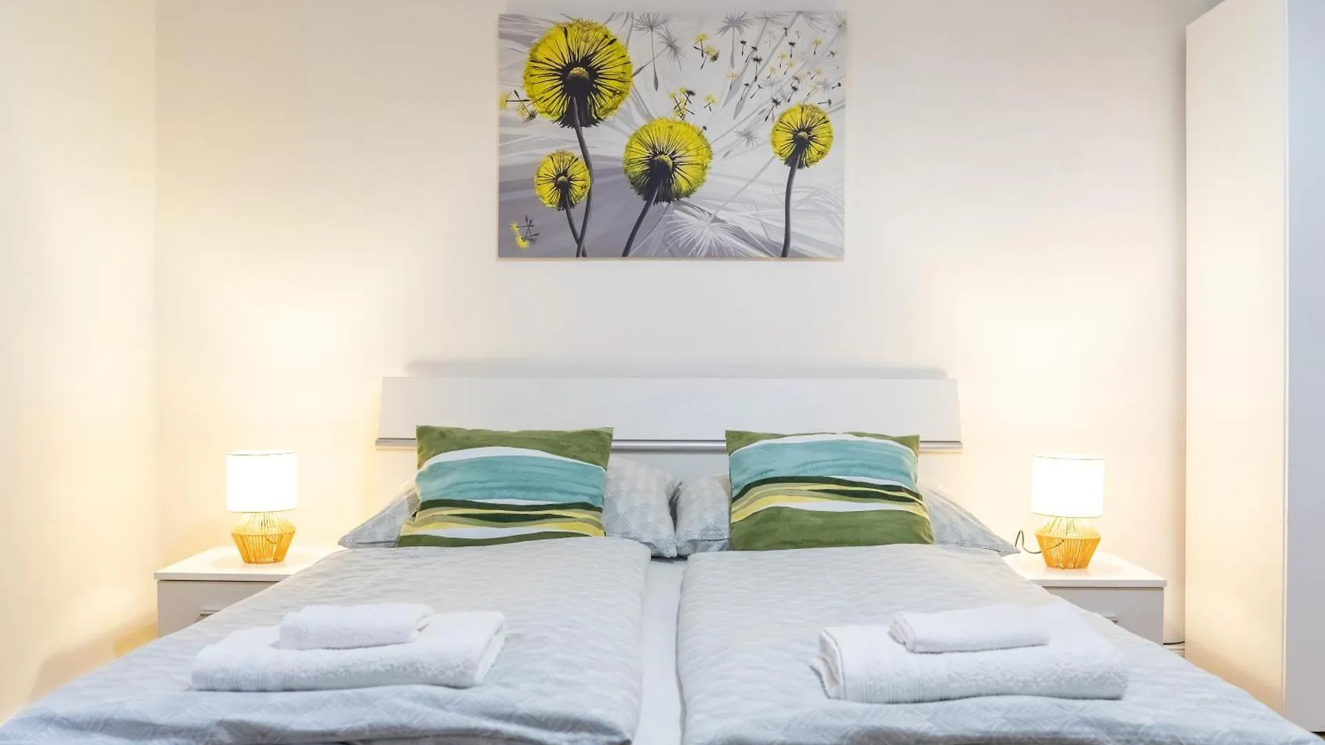 Beautiful Apartment In The Center Of Prague 1 location